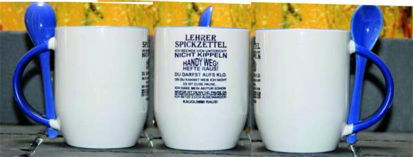 Weiße Tasse mit Spruch "Spickzettel für Lehrer"